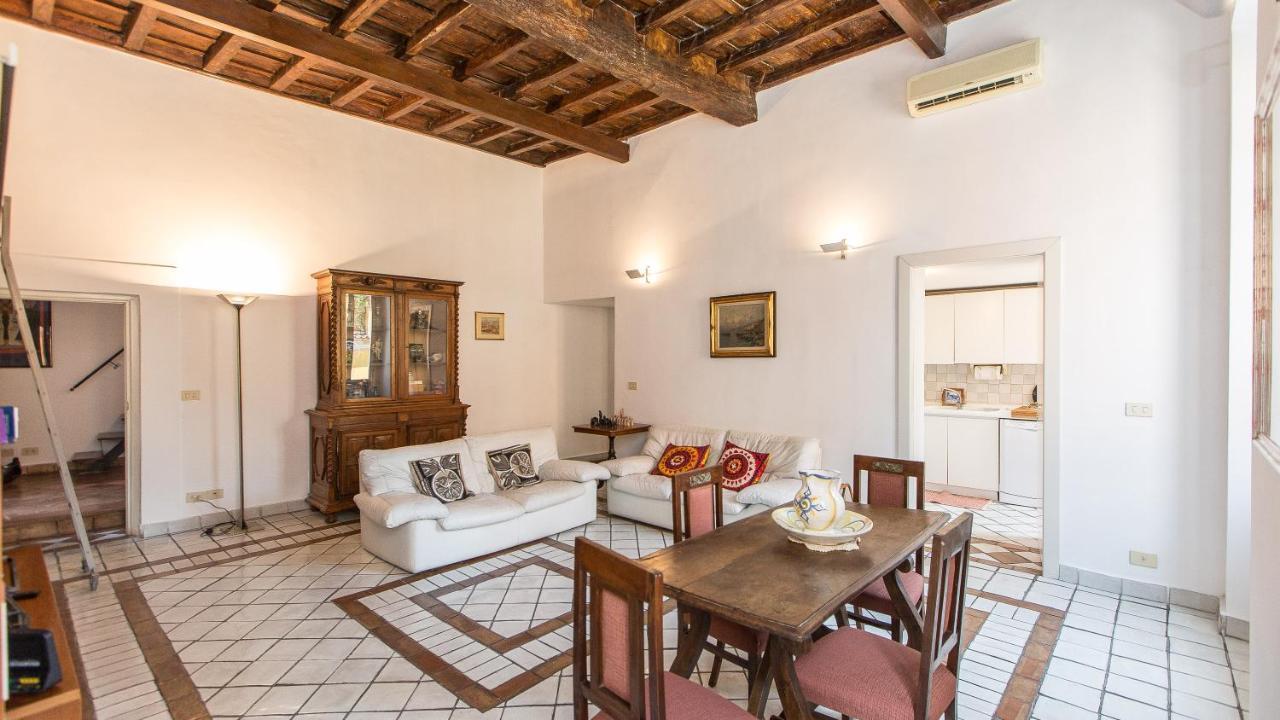 Monti Flat Rental In Rome Exterior photo