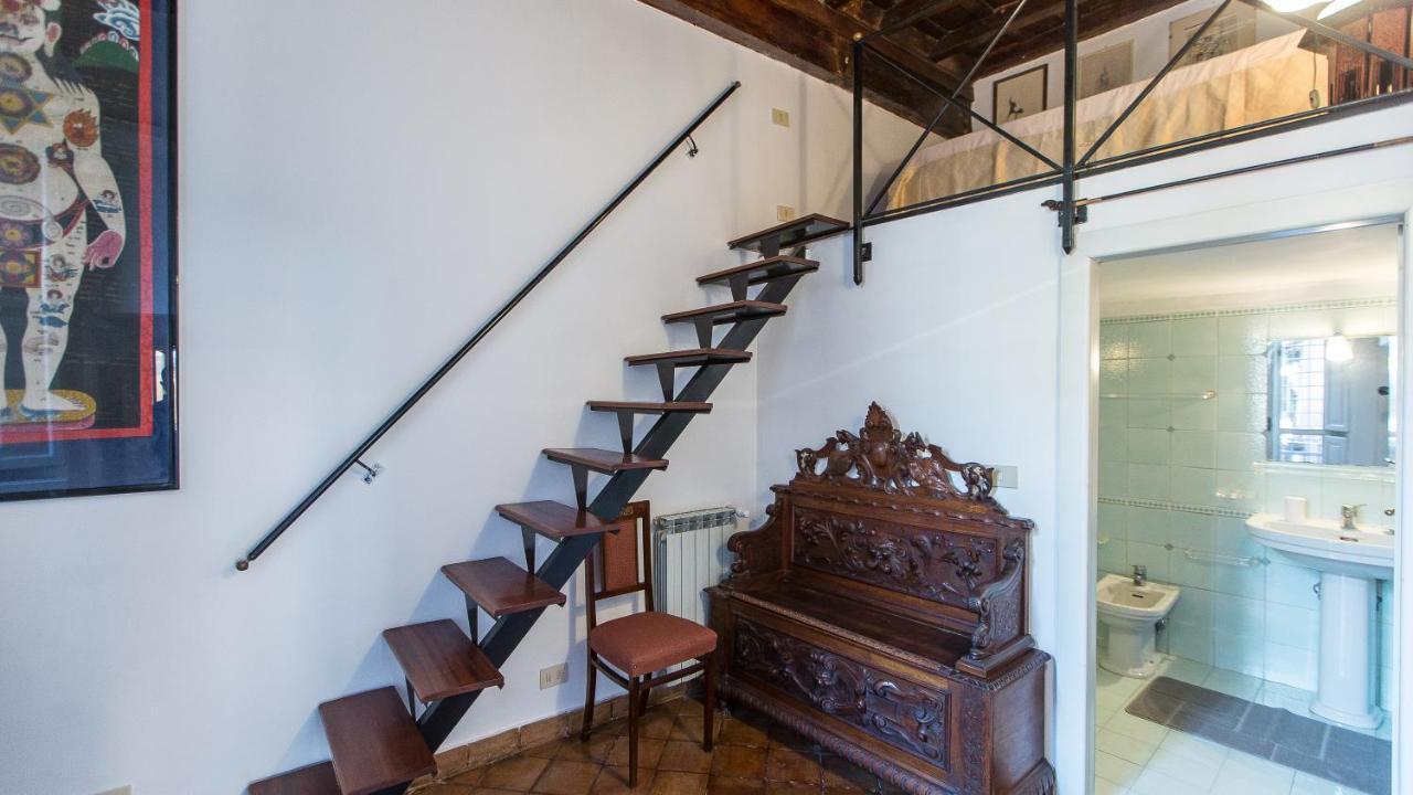 Monti Flat Rental In Rome Exterior photo