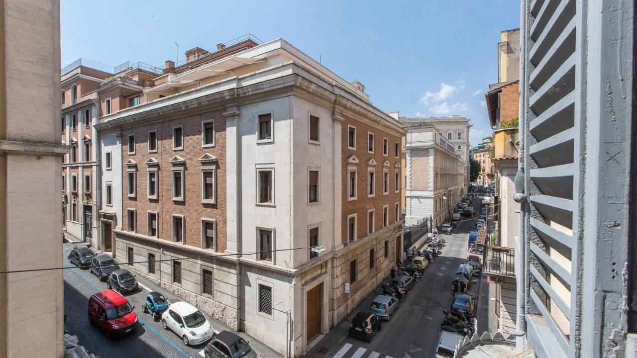 Monti Flat Rental In Rome Exterior photo